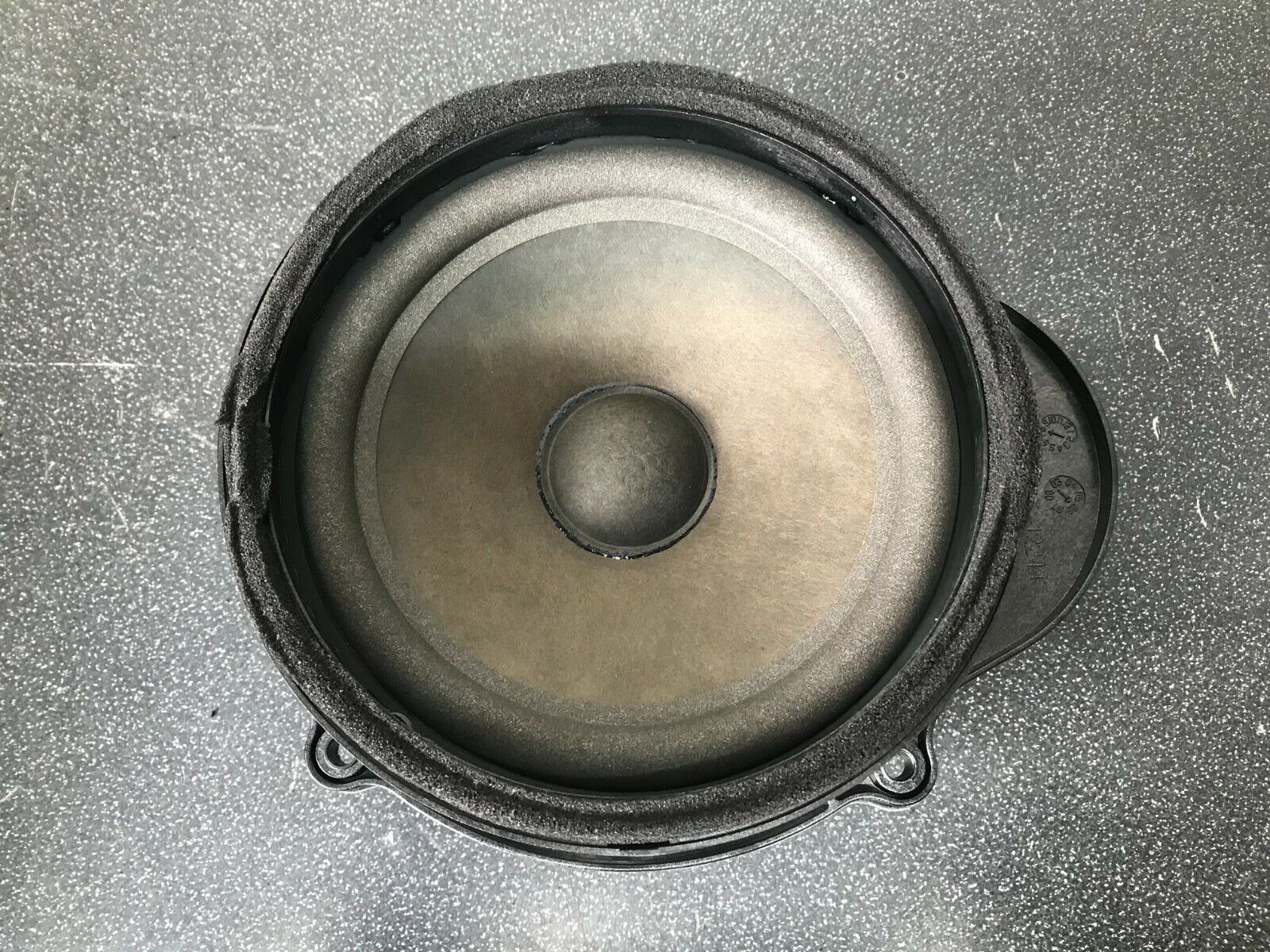 LAND ROVER DISCOVERY 3 HARMAN KARDON 