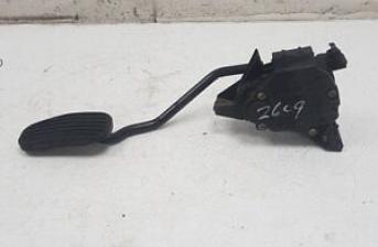 VOLVO V70 S70 C70 1998-2000 ACCELERATOR PEDAL (ELECTRONIC) PART NO. 9173131