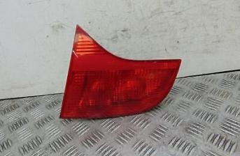 Audi A4 B7 S Line Right Driver Os Inner Rear Tail Light Lamp 8e9945094 2000-06