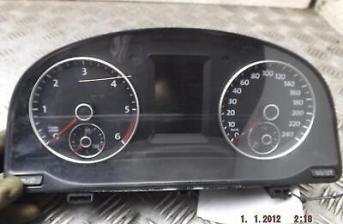 Volkswagen Touran Speedometer/Instrument Cluster Mk1 2007-2016