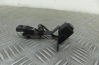 Nissan Note Front Parking Camera 4 Pin Plug E12 2013-2017