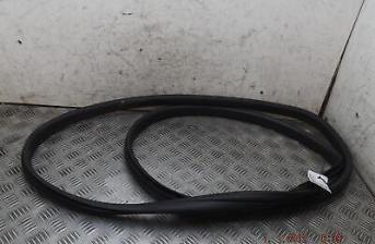 Fiat 500 Right Driver Offside Front Door Seal Rubber Mk1 2017-2024