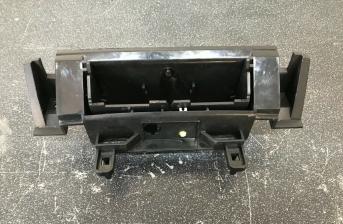 LAND ROVER DISCOVERY 4 ASH TRAY PANEL AH22048A02A REF:WN59