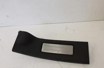 LAND ROVER MK5 L462 2017-ON RIGHT REAR O/S/R DOOR SILL TRIM HY32-13244-BC 38777