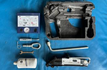 BMW Mini One/Cooper Wheel Jack/Air Compressor Kit (R56/R57 2007 - 2014)