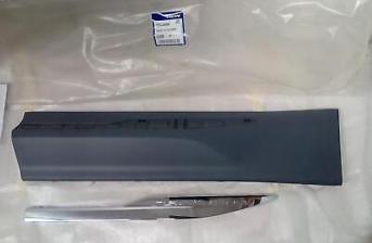 VOLVO XC60 MK2 LEFT REAR OUTER DOOR MOLDING WITH CHROME INSERT 39846084