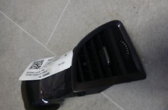 FRONT HEATER DASHBOARD AIR VENT AIRVENT RIGHT DRIVERS SIDE 13300552