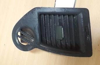 RENAULT Scenic Mk2 5 Seats 2002-2009 DRIVERS SIDE OFFSIDE O/S AIR VENT