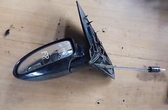 01 FORD FOCUS  WING MIRROR MANUAL  PASSENGER SIDE F8 LEFT NS