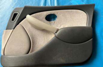 Rover 75 Right Side Front Door Card (Ash Grey Leather/Smokestone Cloth)