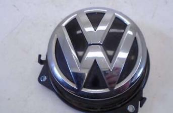 VOLKSWAGEN POLO TAILGATE BADGE AND HANDLE 6C6827469 2014-2017