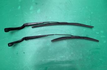 LAND ROVER DISCOVERY SPORT L550 FRONT WINDSCREEN WIPER ARMS BLADES 2019-2022