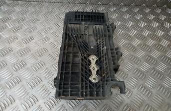 FORD MONDEO MK4   BATTERY TRAY HOLDER MOUNT CASE  07 08 09 10 11 12 13 14