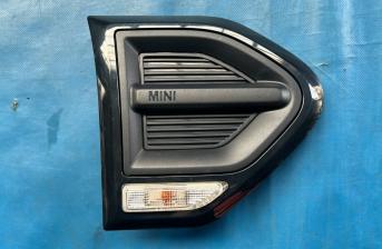 BMW Mini Countryman Right Side Indicator & Trim Piano Black (51137414092) F6