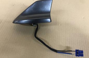 FORD FOCUS ROOF AERIAL SHARK FIN BASE IN GREY HS7T-19K351-BB   2019 - 2021  C876