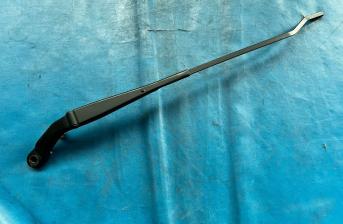 Rover 400/45 & MG ZS RHD Left Side Front Wiper Arm (DKB102100) 1995 - 2007