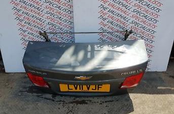 CHEVROLET CRUZE 4DR SALOON 10-15 BOOTLID / TAILGATE 10402 *MINOR SCRATCHES