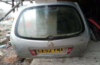 NISSAN PRIMERA SILVER MK3 2002 TAILGATE WITH GLASS **DAMAGED