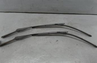 Iveco Daily Front Wiper Arms 2.3TD 2016