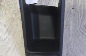 FORD FOCUS C-MAX LX 2003-2007 DRIVERS SIDE REAR DOOR HANDLE TRIM 3m51-226A36