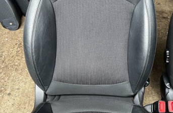 BMW Mini One/Cooper/S Right Side Front Seat (R57/R58/R59 2010 - 2015)