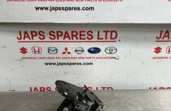 TOYOTA AVENSIS 15-18 MK3 2.0 D4D GEARBOX MOUNT GEARBOX MOUNTING EM3