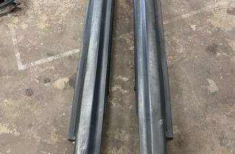 Mini Side Skirts Door Sill Covers Pair R56 Cooper S Camden Edition REF KN59