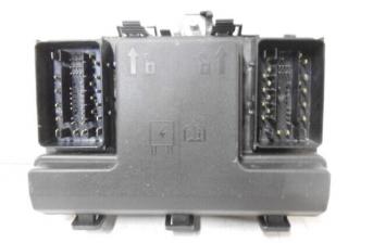 FORD MONDEO 2.0 DIESEL ENGINE COMPARTMENT FUSE BOX  2014 - 2018  FG9T-14A067-EB
