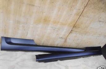 GENUINE FORD FOCUS ST PAIR OF SIDE SILL SKIRTS IN BLACK NO END CAPS 2005 - 2011