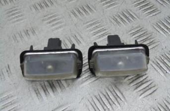 Toyota Auris Number Plate Lamp Light 2+2 Pin Plug Mk2 2012-2019