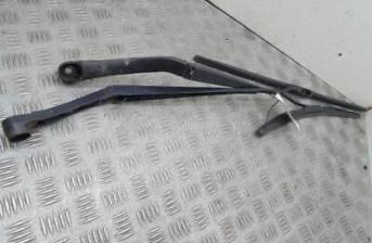 Vauxhall Insignia Pair Of Front Wiper Arm Blade Mk1 2013-2017