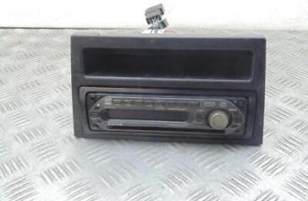 Vauxhall Vivaro Radio Stereo Cd Player Head Unit 1566773 Mk1 X83 2001-2005