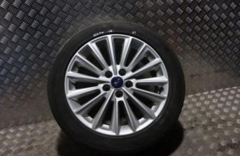 FORD FOCUS MK3 R17 ALLOY WHEEL WITH BAD TYRE 2015-2018 EO67W-4