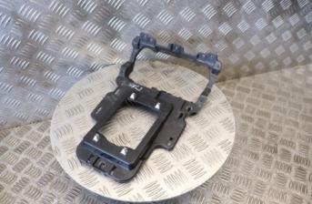 FORD S-MAX MK2 ELECTRIC AUTO GEAR SELECTOR SURROUND BRACKET 2019-2023 WN21