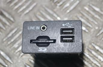 FORD C-MAX MK2 USB HUB AND SD CARD F1CT-14F014-AA 2016-2019 EA65