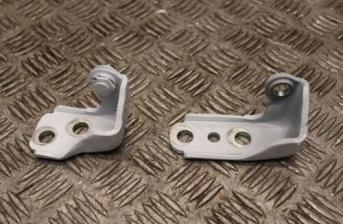 FORD TRANSIT COURIER MK1 NSF DOOR HINGES ON BODY IN FROZEN WHITE 2018-2021 HK21
