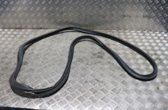 FORD PUMA MK1 TAILGATE BOOT RUBBER SEAL (ON BODY) 2019-2022 KW7