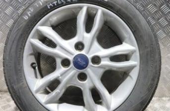 FORD FIESTA MK7 R15 ALLOY WHEEL WITH BAD TYRE 2013-2017 MT65-2