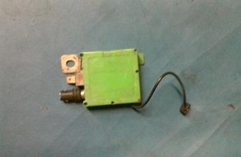 Land Rover Discovery 2 TD5 AM/FM Amplifier (Part #: XUO100010)