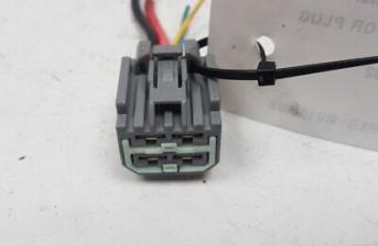 VOLVO P2 S60 V70 XC70 S80 XC90  HEATER BLOWER MOTOR PLUG CONNECTOR READ DETAIL