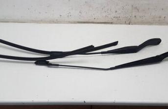 VOLVO C70 FRONT WIPER ARMS 2004 - 2012 31253998 31276001
