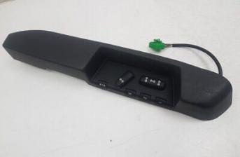 VOLVO 850 ELECTRIC SEAT SWITCH AND TRIM PANEL