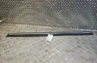LAND ROVER DISCOVERY MK1 89-98 5DR DOOR MOULDING FRONT NEARSIDE PASSENGER SIDE