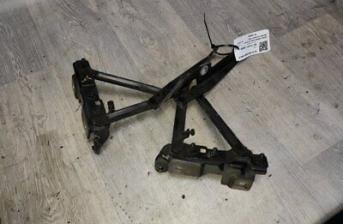 VAUXHALL INSIGNIA 2013-2017 SET OF FRONT BONNET HINGES X2  12841601