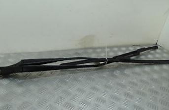 Vauxhall Grandland X Pair Of Front Windscreen Wiper Arm Blade YP00057880 17-21