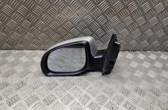 HYUNDAI i20 STYLE MK1 2012 5DR HB PASSENGER SIDE FRONT WING MIRROR IN SILVER
