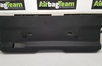 Land Rover Discovery 5 2016 - Onwards Rear Tailgate Panel Trim
