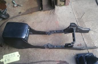 Toyota Land Cruiser Center Console and Armrest Lc3-5 02-09 CCO-09