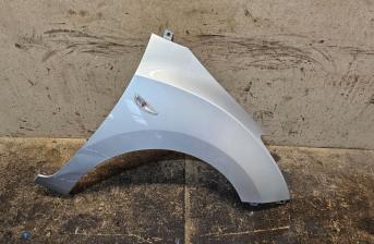 HYUNDAI i30 SE 2015 MK2 DRIVER SIDE FRONT WING PANEL IN SILVER