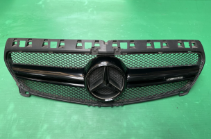 MERCEDES W176 GRILL FRONT BUMPER RADIATOR GRILLE 2012-2014 (DAMAGED) A176888001